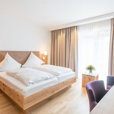 Hotel & Gasthaus Loewen فالدكريش المظهر الخارجي الصورة