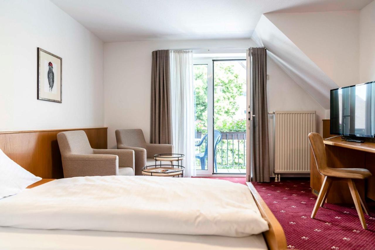Hotel & Gasthaus Loewen فالدكريش المظهر الخارجي الصورة