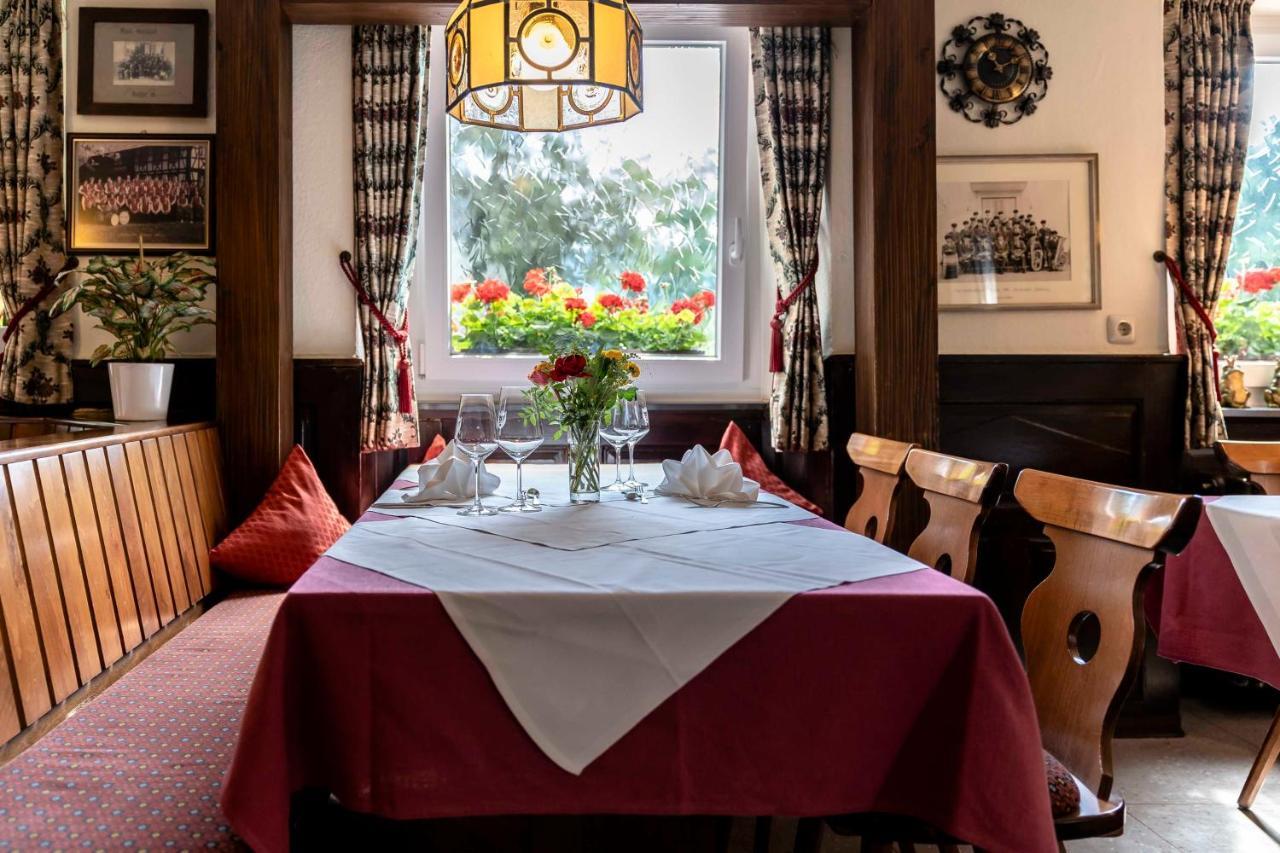 Hotel & Gasthaus Loewen فالدكريش المظهر الخارجي الصورة