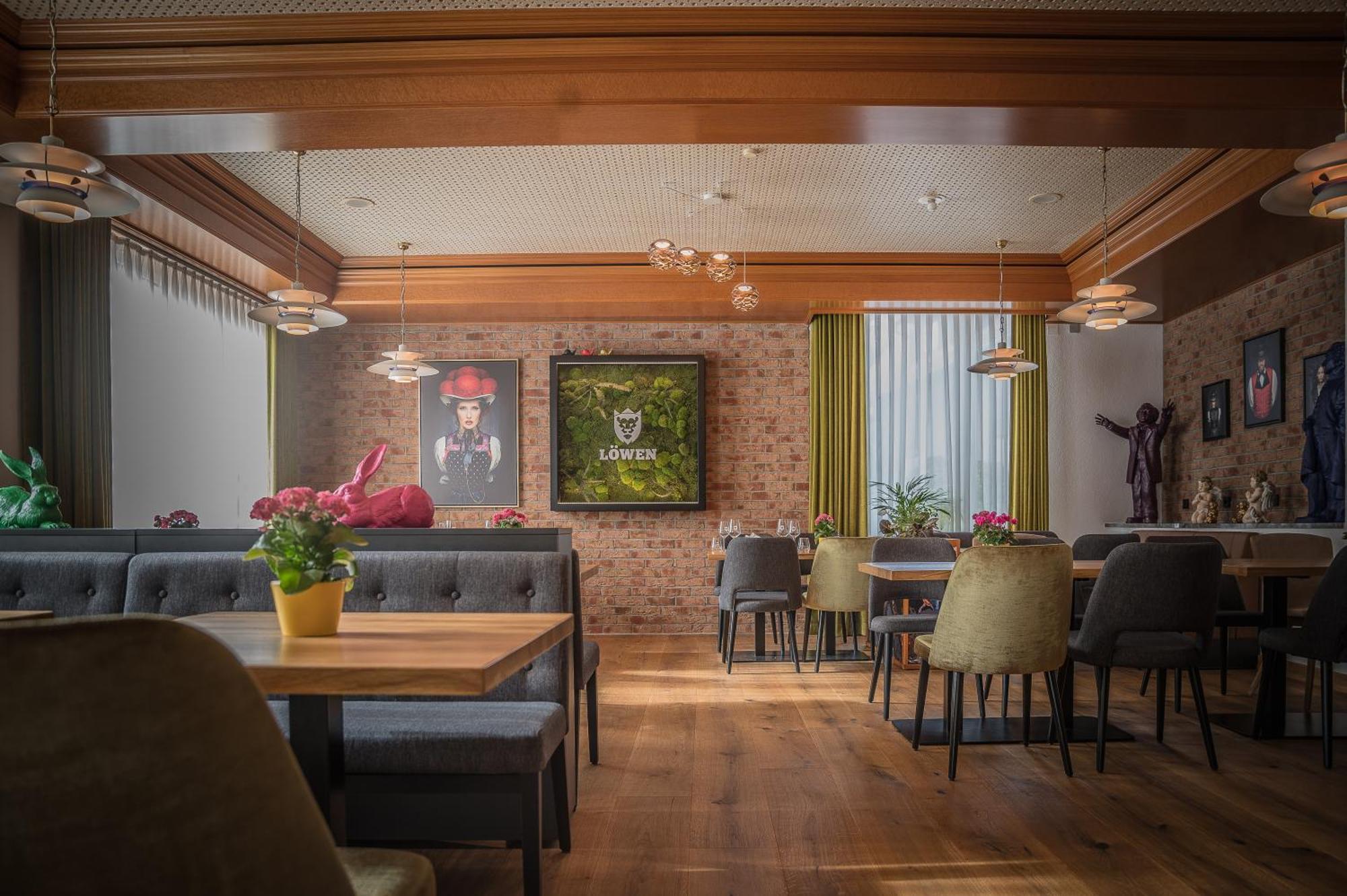 Hotel & Gasthaus Loewen فالدكريش المظهر الخارجي الصورة