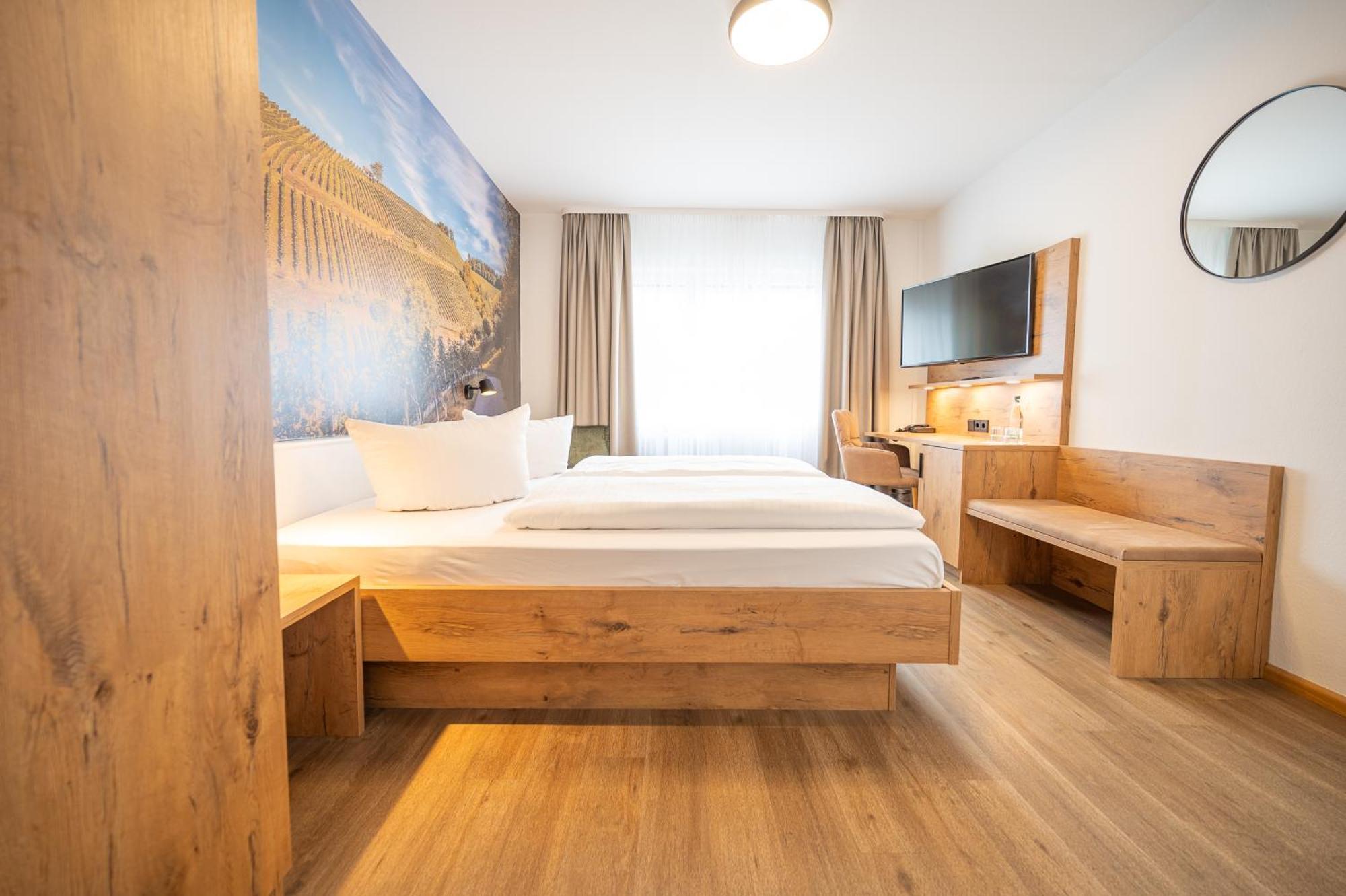 Hotel & Gasthaus Loewen فالدكريش المظهر الخارجي الصورة