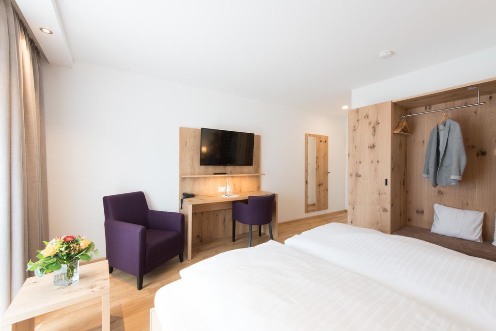 Hotel & Gasthaus Loewen فالدكريش المظهر الخارجي الصورة
